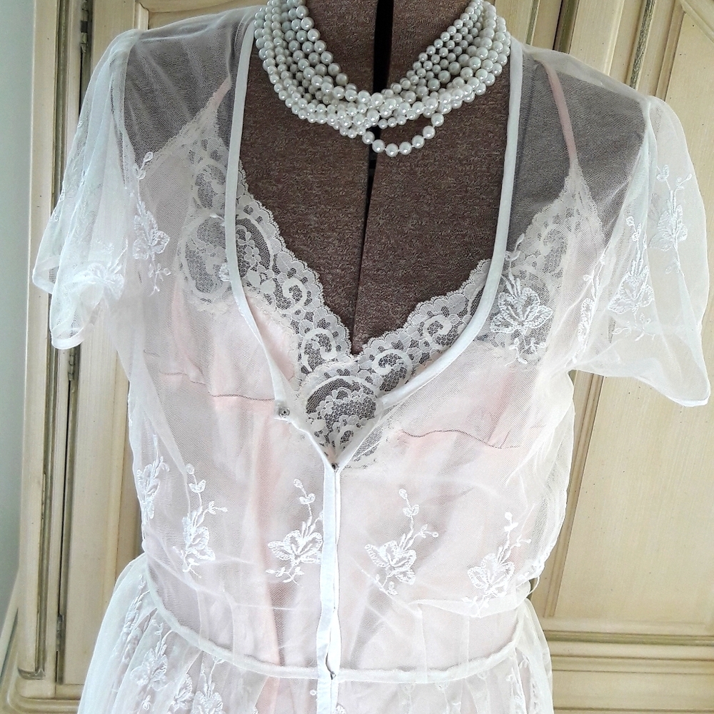 VTG ITALIAN "FRATESSI" RAYON SLIP & LACE COVER UP!